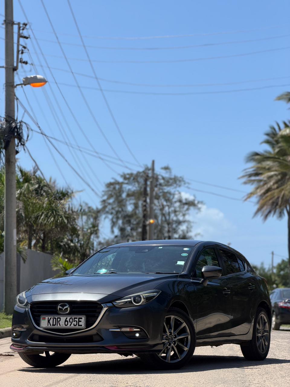 Mazda Axela XDL Package Overview