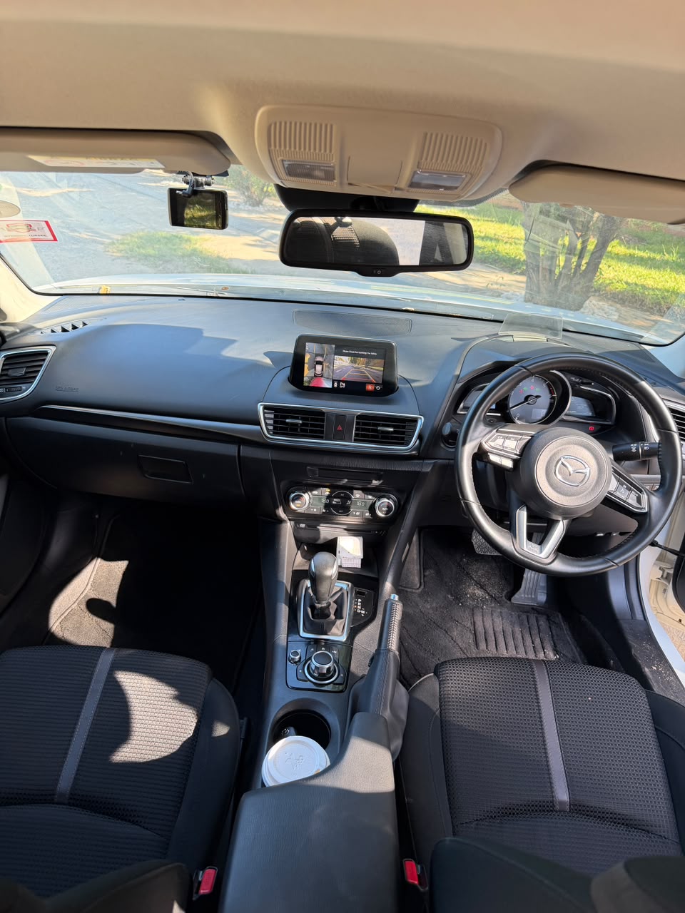 Mazda Axela — view 7