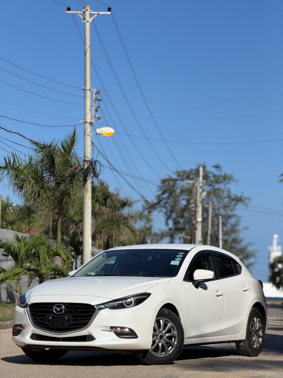 Mazda Axela Overview