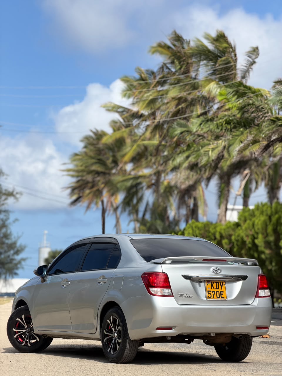 Toyota Axio — view 9