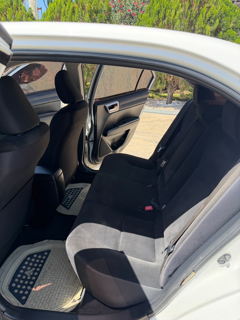 Toyota Axio — view 6