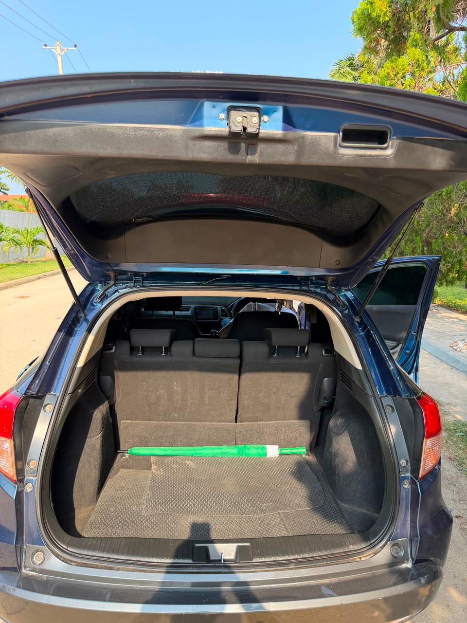 Honda Vezel Hybrid — view 12